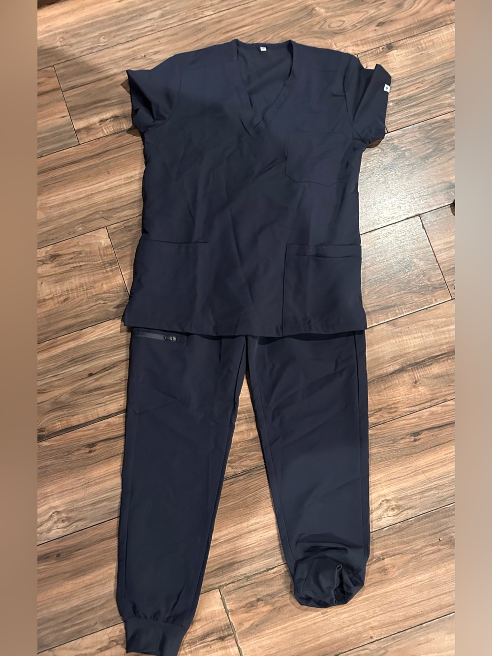 Women's Navy Jogger Scrub Set - V-Neck Top & Elastic Cuff Pants